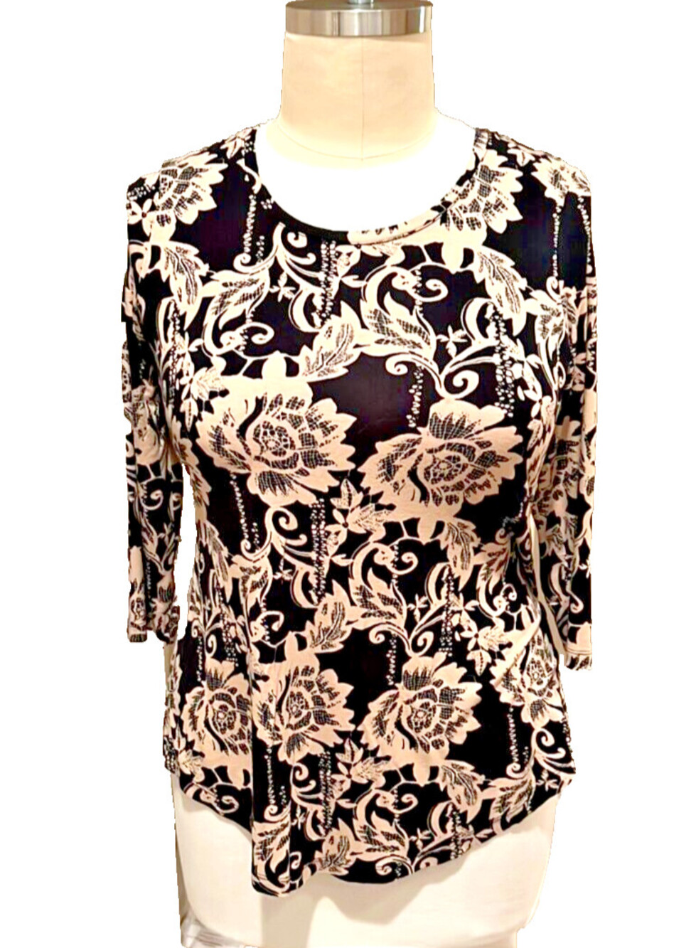 JM Collection Womens Size M Florals and Flourishes Black and Tan Top